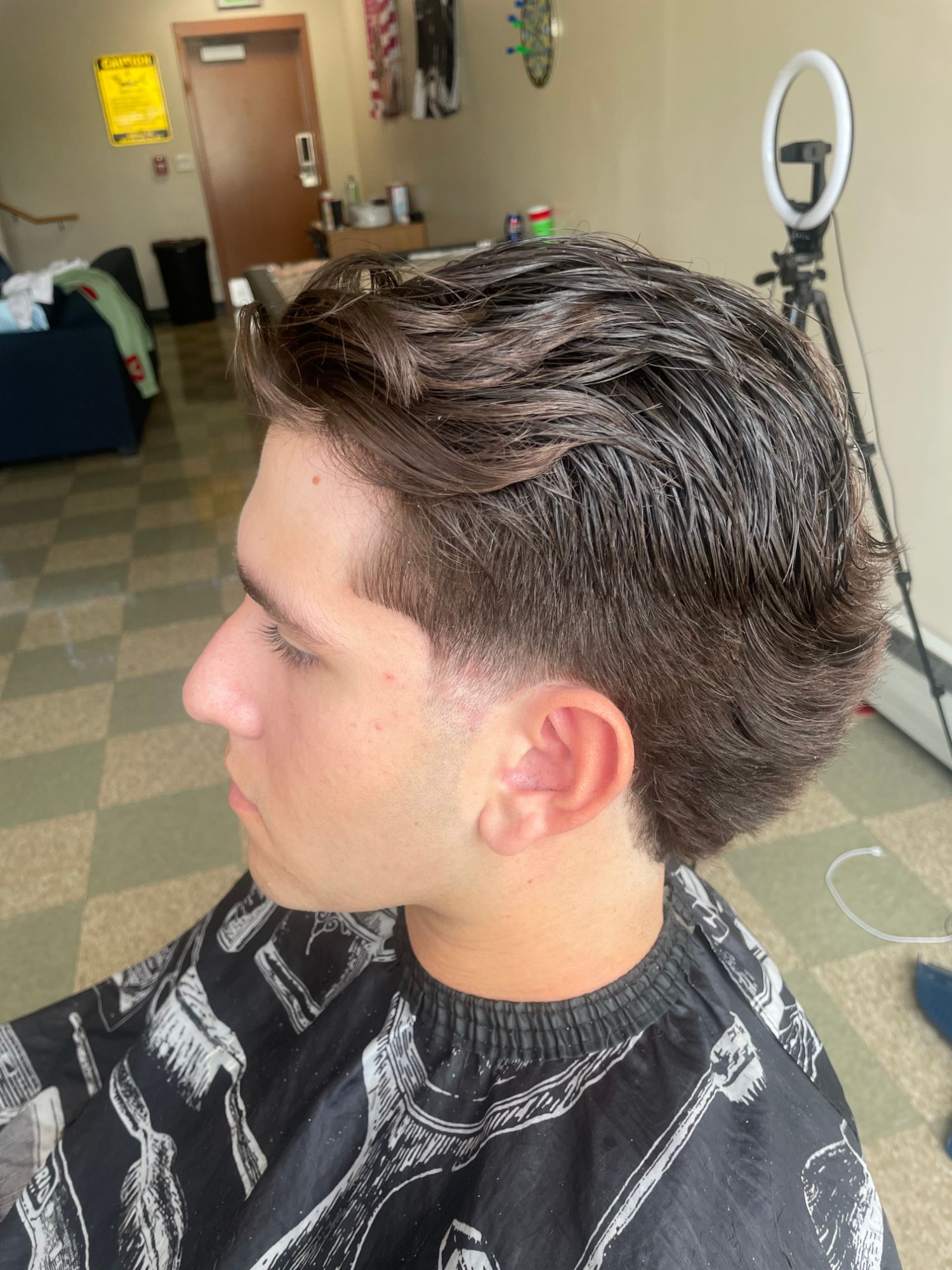 Brushed-back taper with low fade