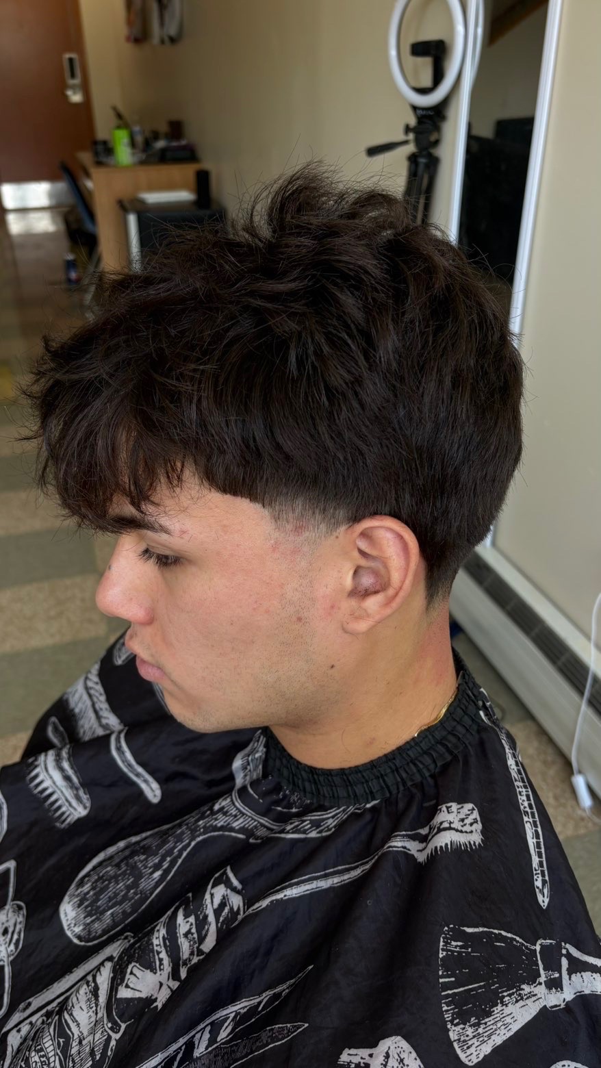 Textured crop taper